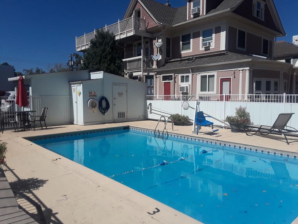 Econo Lodge Downtown Колорадо Спрингс Екстериор снимка