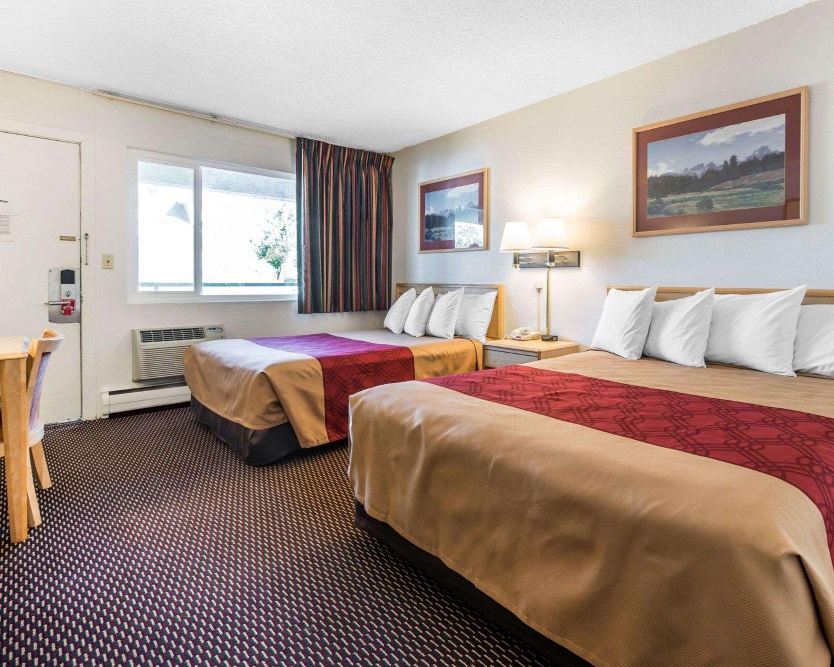 Econo Lodge Downtown Колорадо Спрингс Екстериор снимка