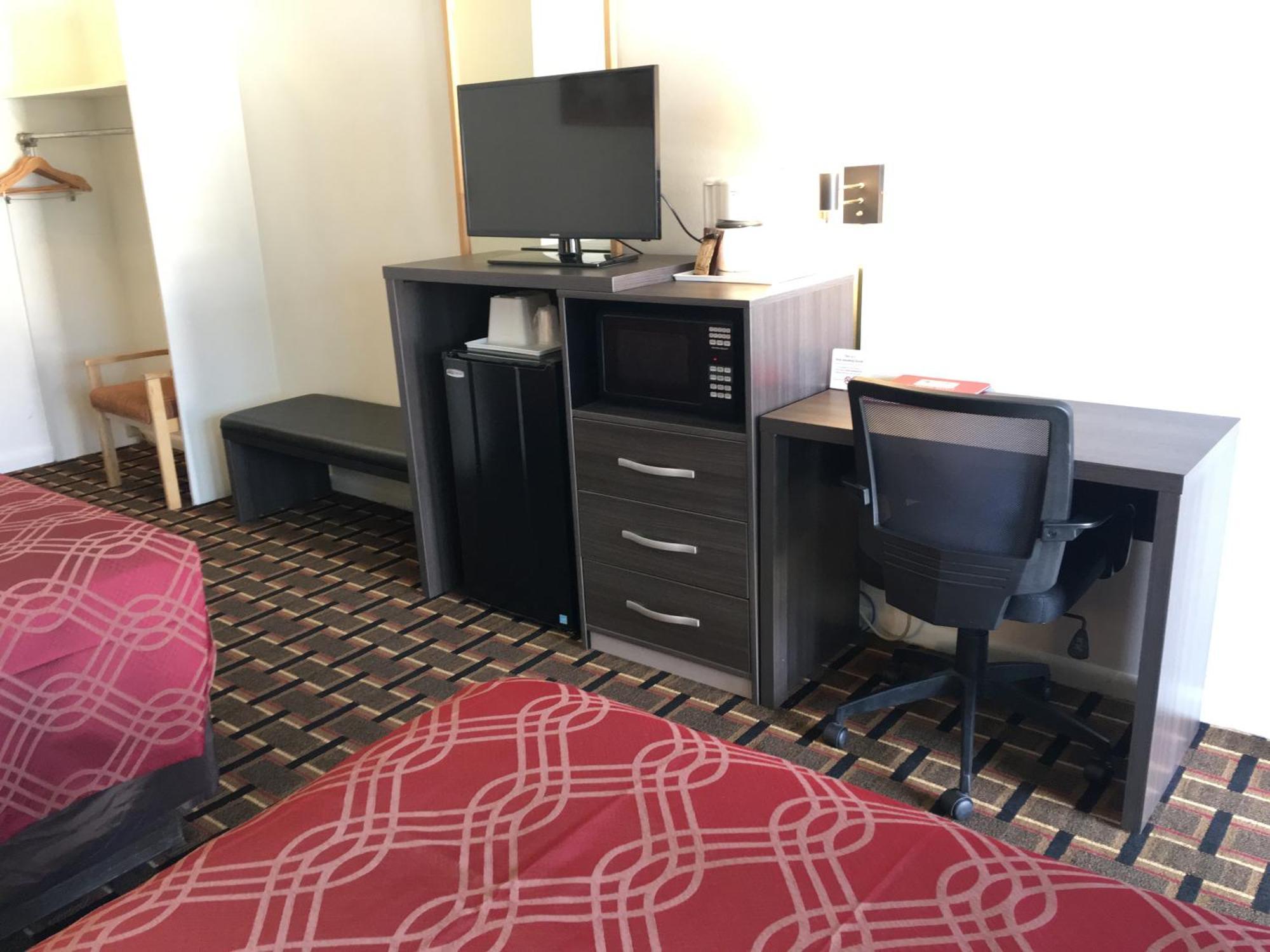 Econo Lodge Downtown Колорадо Спрингс Екстериор снимка